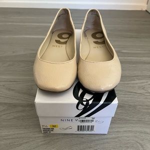 Nine West Ivory Ballet Flats - Size 7.5